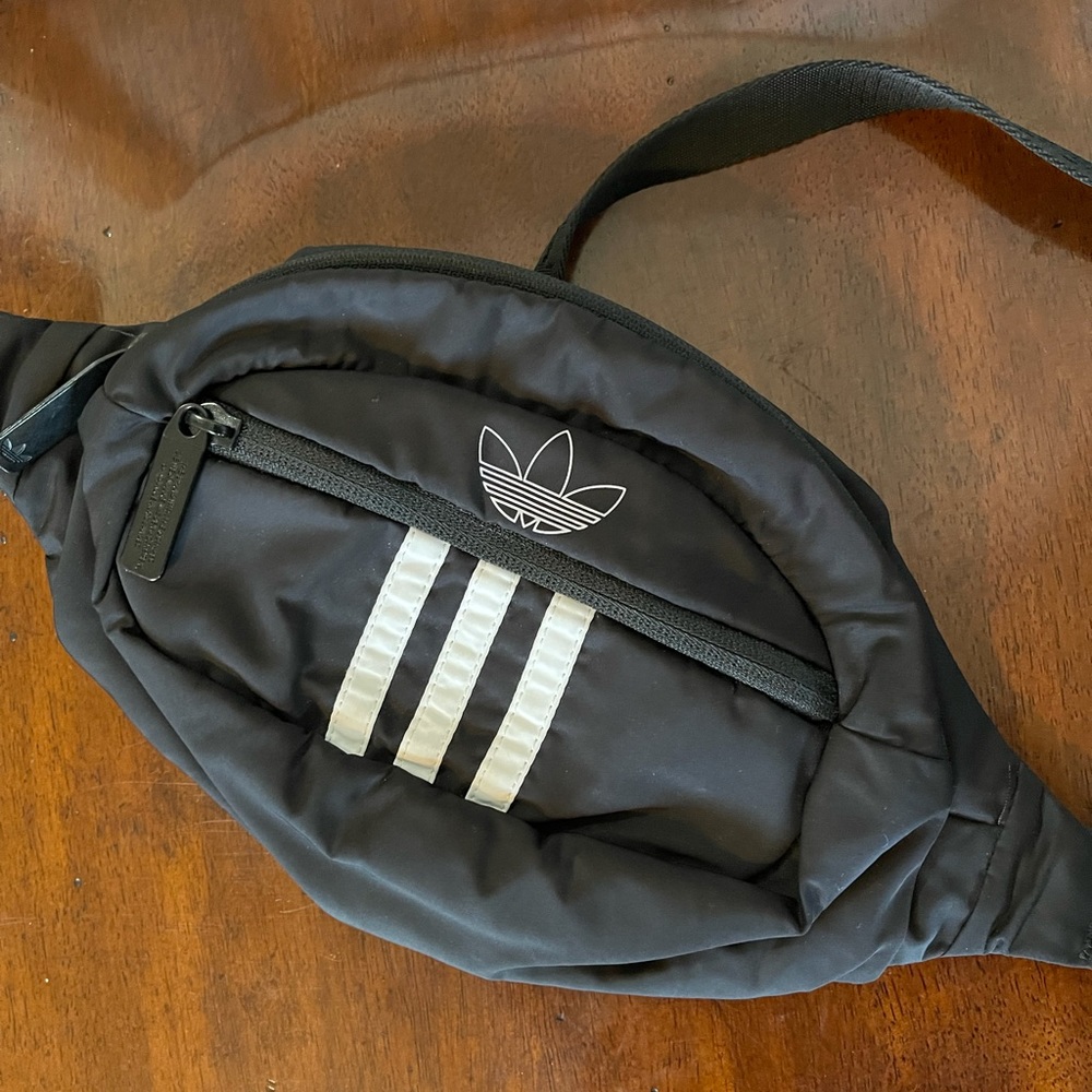 NWOT adidas Fanny pack brand new never used